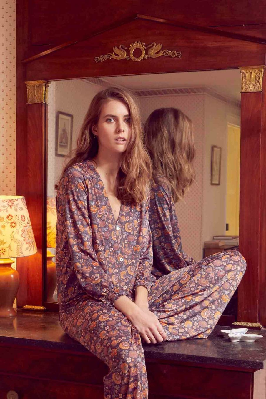 blouse de pyjama femme lorie charcoal bohemian flowers - louise misha